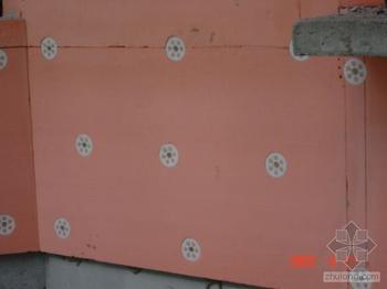 济南普利给水工程设计院取得外墙保温板锚固钉专利防止在校准外墙保温板或者在固定时涨套晃动偏移(图1)